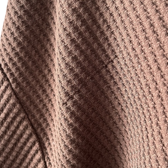 Torrid Brown Waffle Knit Pocket Tee Short Sleeve Neutral Womens Size 3X - Picture 8 of 9